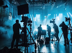 Keep your cast, crew, producers, or executives together in one private location.